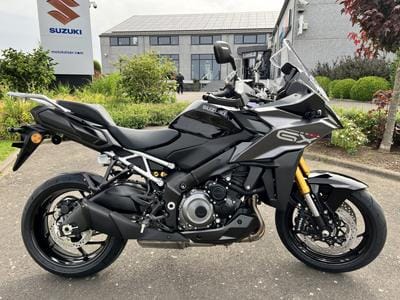 Suzuki GSX-S 1000 GX (2026) - Photo 2