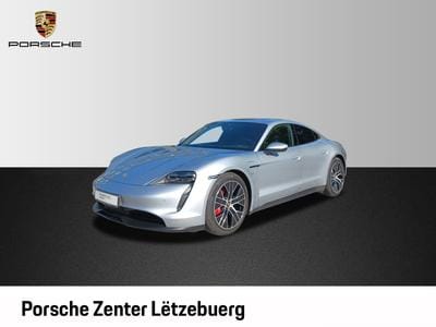 Porsche Taycan (2022) - Photo 8