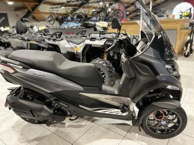 Piaggio MP3 (2026) - Photo 9