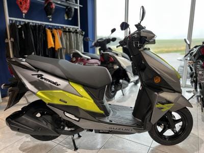 Suzuki Avenis (2024) - Photo 5