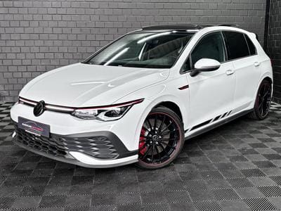 VW Golf (2023) - Photo 2