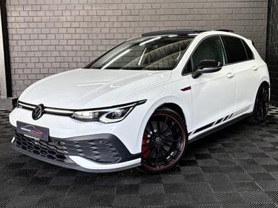 VW Golf (2024) - Photo 2