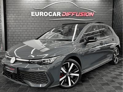 VW Golf (2025) - Photo 2
