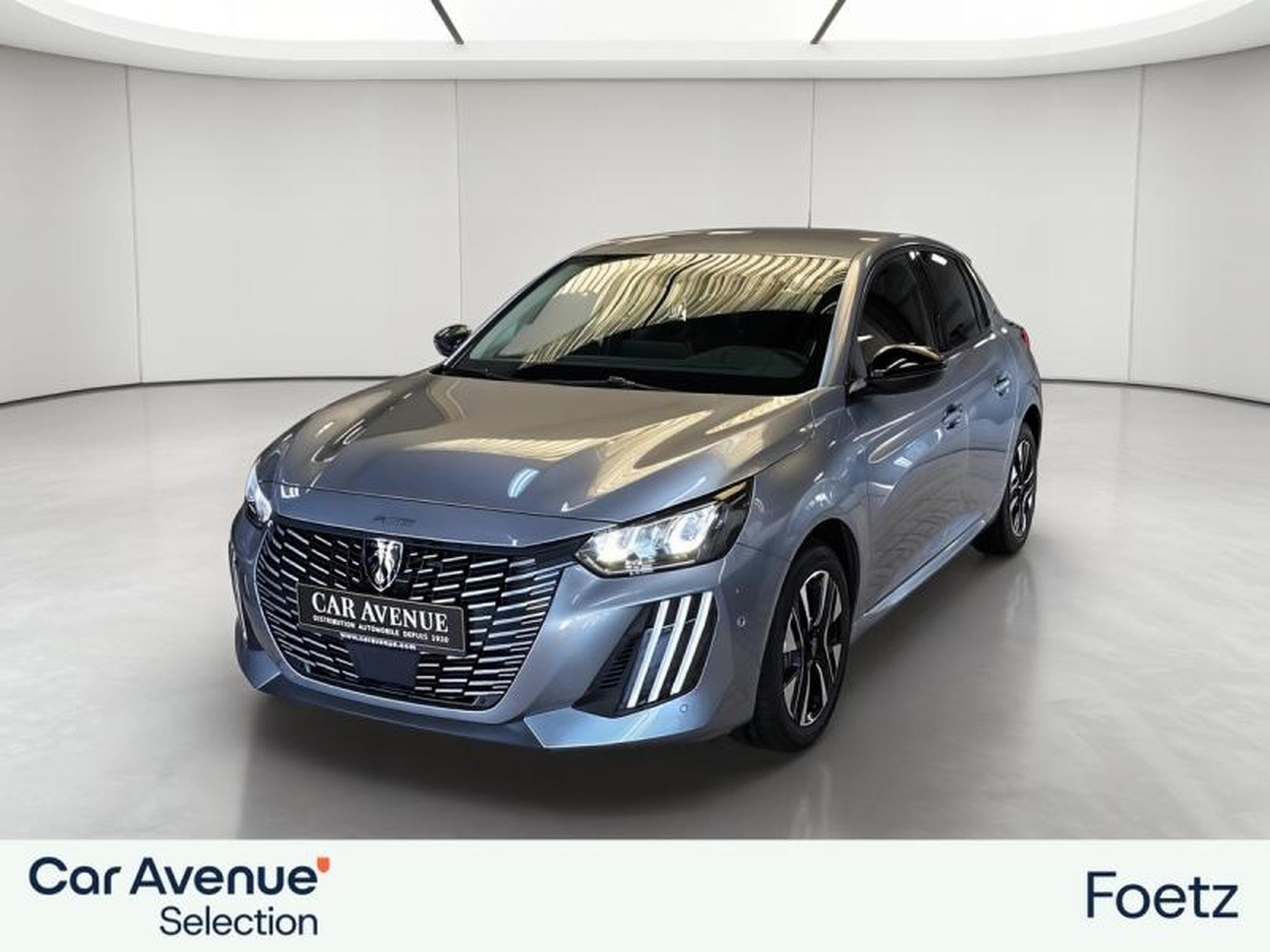 PEUGEOT 208