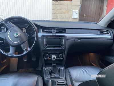 Skoda Superb 1.8 TSi (2009) - Photo 2