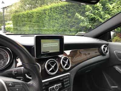 Mercedes GLA 200 200 7G-DCT (2015) - Photo 2