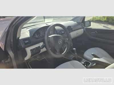 Mercedes A 180 180 Cdi Special Edition (2009) - Photo 6