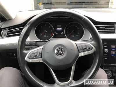 VW Passat (2019) - Photo 2