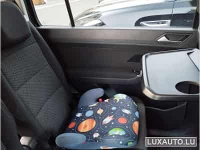 VW Touran (2015) - Photo 4