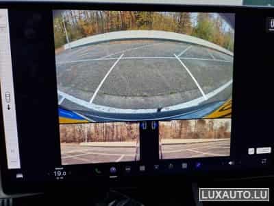 Tesla Model S Plaid (2023) - Photo 9
