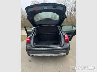 Mercedes GLA 180 Sporty Utilitiy AMG LINE (2019) - Photo 15