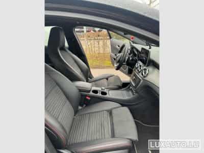 Mercedes GLA 180 Sporty Utilitiy AMG LINE (2019) - Photo 9