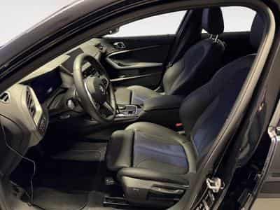 BMW 118 Hatch (2024) - Photo 5