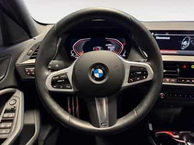 BMW 118 Hatch (2024) - Photo 8