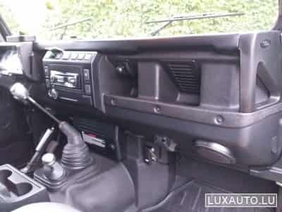 Land-Rover Defender (2005) - Photo 6