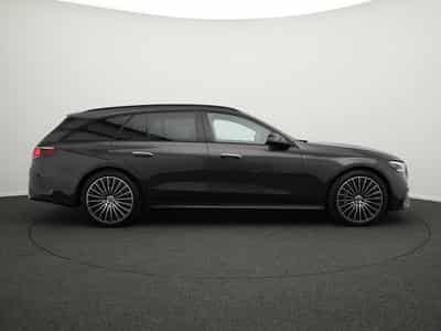 Mercedes E 220 d T-Modell (2024) - Photo 5