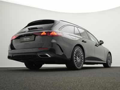 Mercedes E 220 d T-Modell (2024) - Photo 9