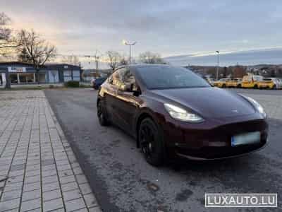 Tesla Model Y Long Range with Tow Hitch (2024) - Photo 2