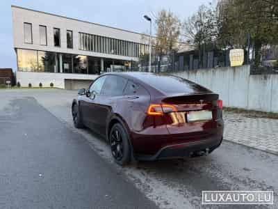 Tesla Model Y Long Range with Tow Hitch (2024) - Photo 6