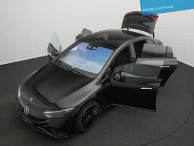 Mercedes EQE 4MATIC AMG-Line (2022) - Photo 12