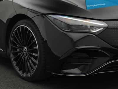 Mercedes EQE 4MATIC AMG-Line (2022) - Photo 7