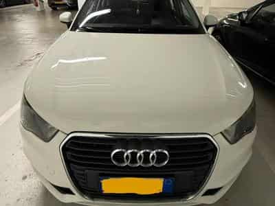 Audi A1 Sportback 1.2 TFSI 86 HP (2013) - Photo 2