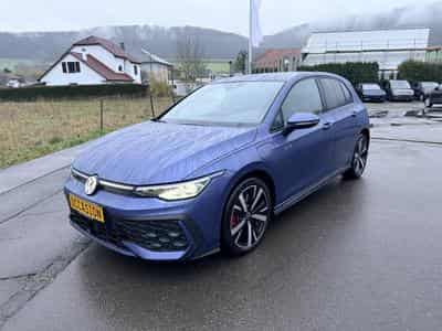 VW Golf GTE 1.5 eHybrid 130 kW / 177 CV Boîte à double embrayage 6 v (2025) - Photo 1