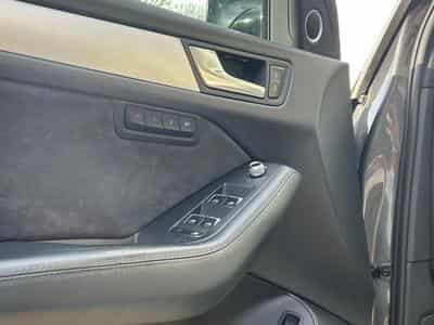 Audi SQ5 Competition 326 ch / toit panoramique (2015) - Photo 12