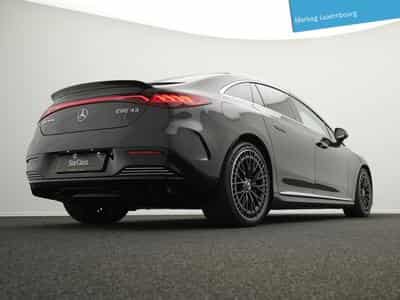 Mercedes EQE 4MATIC (22,1kWh/100 km WLTP) (2022) - Photo 9