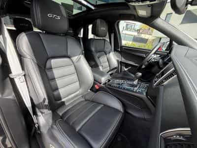 Porsche Macan GTS 3.0 PDK PACK SPORT CHRONO 360 PS (2018) - Photo 9
