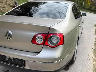 VW Passat B6 (2007) - Photo 6