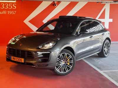 Porsche Macan Turbo (2014) - Photo 1
