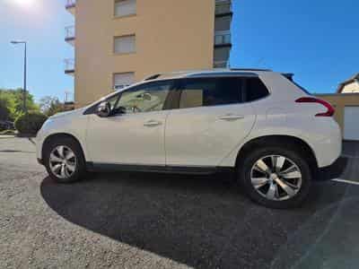 Peugeot 2008 Allure (2016) - Photo 9