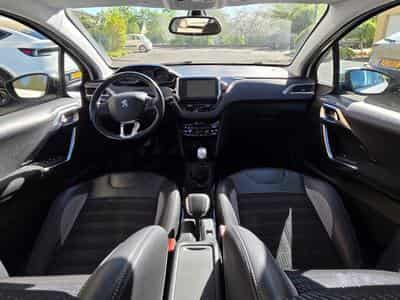 Peugeot 2008 Allure (2016) - Photo 14