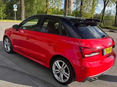 Audi S1 Sportback 2.0 TFSI Quattro (2015) - Photo 2
