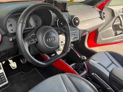 Audi S1 Sportback 2.0 TFSI Quattro (2015) - Photo 4