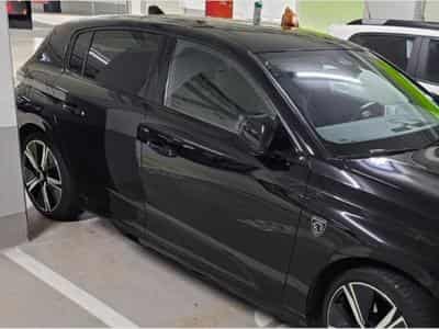 Peugeot 308 GT Plug-in Hybrid 225 e-EAT8 FULL OPTION (2022) - Photo 2
