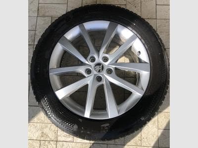 Jantes et pneus – 18" - Photo 1