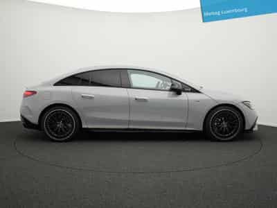 Mercedes EQE 4MATIC (2022) - Photo 5