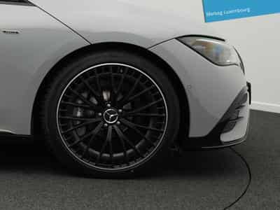 Mercedes EQE 4MATIC (2022) - Photo 6