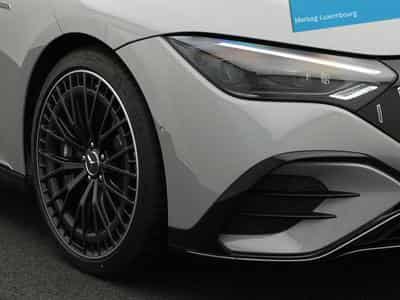 Mercedes EQE 4MATIC (2022) - Photo 7