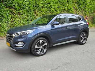 Hyundai Tucson 1.7 CRDi 141 ch DCT-7 Exécutive (2018) - Photo 2