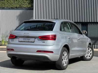 Audi Q3 AUTOMATIQUE / QUATTRO / ESSENCE / PANORAMIQUE (2012) - Photo 3