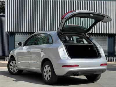 Audi Q3 AUTOMATIQUE / QUATTRO / ESSENCE / PANORAMIQUE (2012) - Photo 8