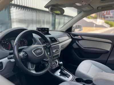 Audi Q3 AUTOMATIQUE / QUATTRO / ESSENCE / PANORAMIQUE (2012) - Photo 11