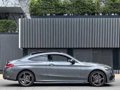 Mercedes C 220 4 MATIC / AUTOMATIQUE / TOIT OUVRANT / BOURMESTER / (2018) - Photo 7