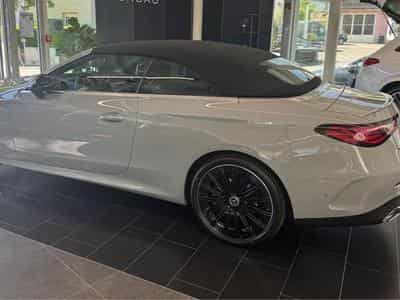 Mercedes CLE 300 4MATIC Cabriolet AMG Line (2025) - Photo 4