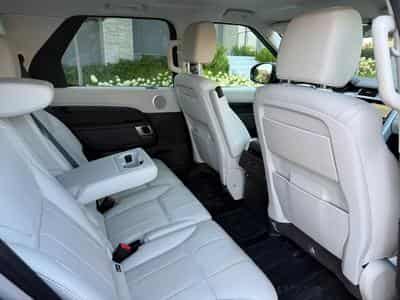 Land-Rover Discovery 3.0 Td6 HSE (2018) - Photo 10