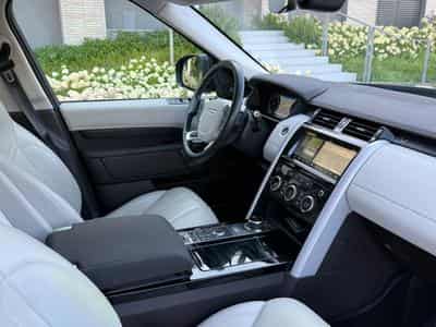 Land-Rover Discovery 3.0 Td6 HSE (2018) - Photo 5