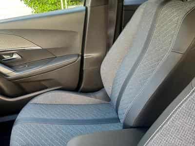 Peugeot 2008 Allure (2025) - Photo 3